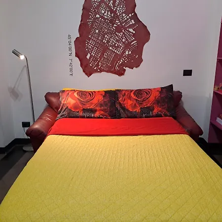 Flat Liberty Center Porta Susa, Reserved Parking Appartement