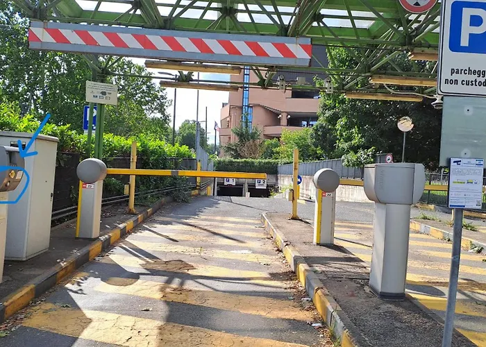 Flat Liberty Center Porta Susa, Reserved Parking *