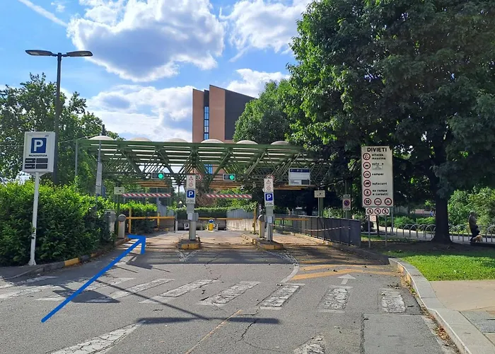 Flat Liberty Center Porta Susa, Reserved Parking